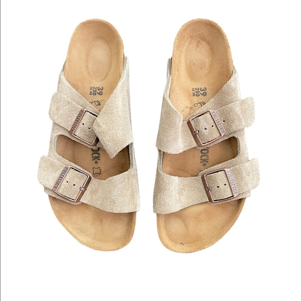 Birkenstock Arizona BS. Taupe regular fit. Comes in original box no tag.